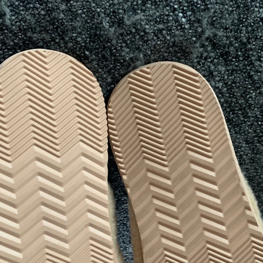 Sorel Women's Cozy Cream Slippers - Picture 12 of 12